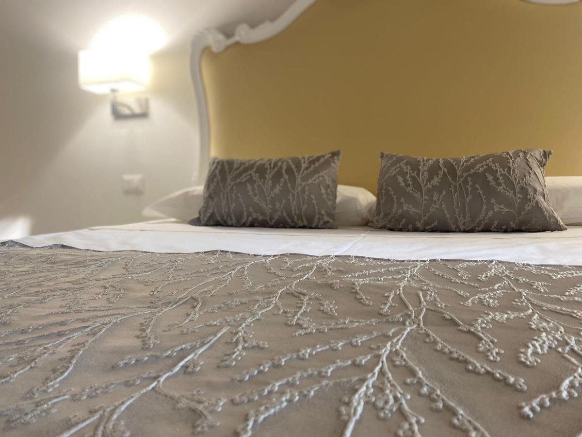 Miluar Luxury B&B - Vanvitelli 나폴리 외부 사진