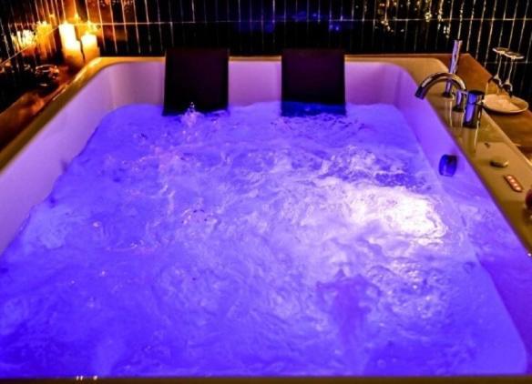 Miluar Luxury B&B - Vanvitelli 나폴리 외부 사진